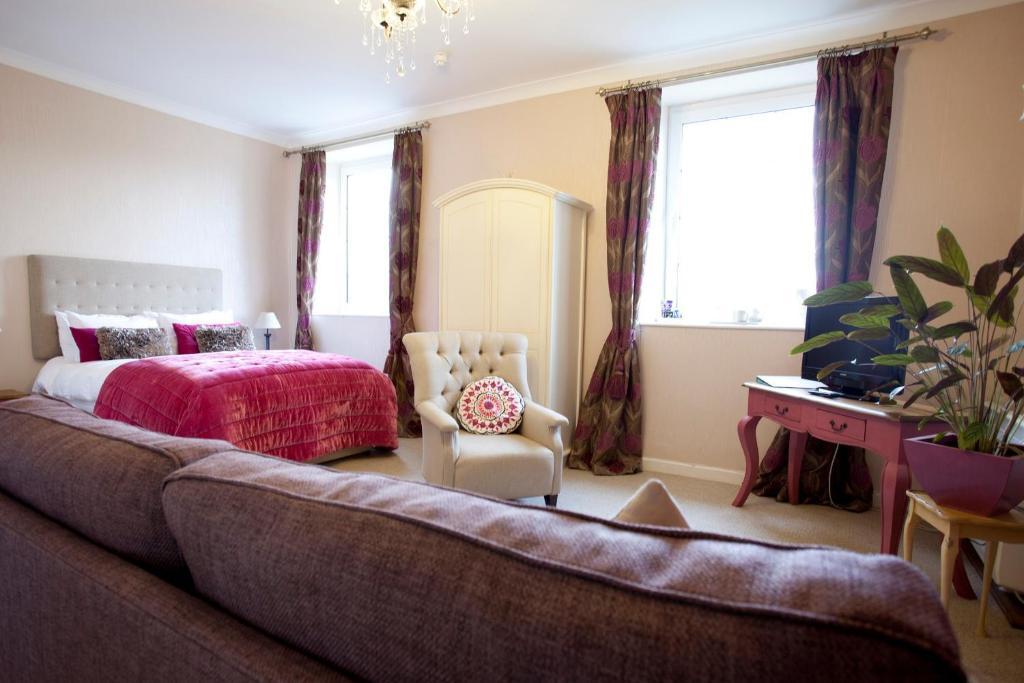 Ty Croeso Boutique B&B Крикгауел Номер фото