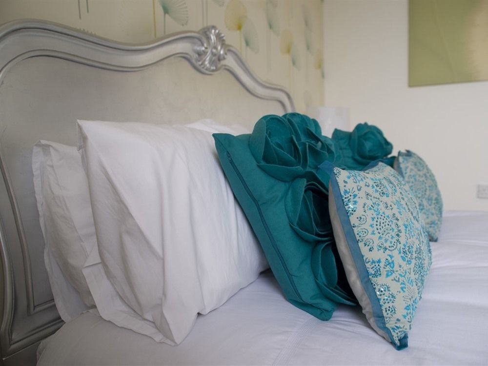 Ty Croeso Boutique B&B Крикгауел Екстер'єр фото